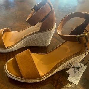Banana Republic faux suede wedges